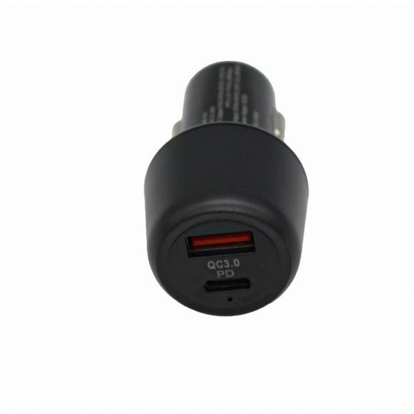 شارژر فندکی Bluemi مدل BM-201 | فست شارژ 25 وات با دو پورت USB-C و USB-A - تصویر 6